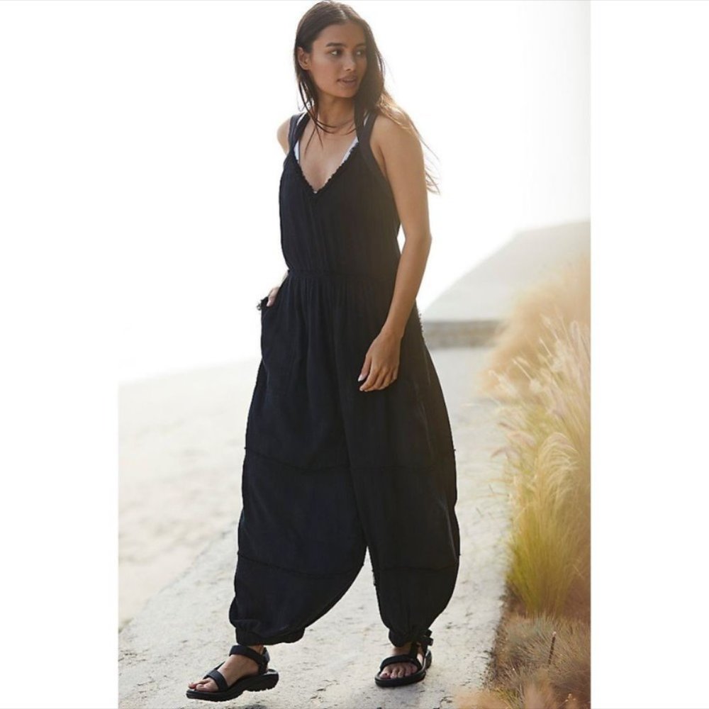 Free People Dancin' Til Dawn boho oversized jumpsuit in Black Small NWOT